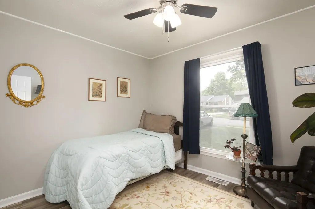 3208 Mirror Lake Drive Lexington KY 40515