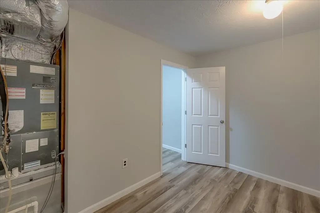 3208 Mirror Lake Drive Lexington KY 40515