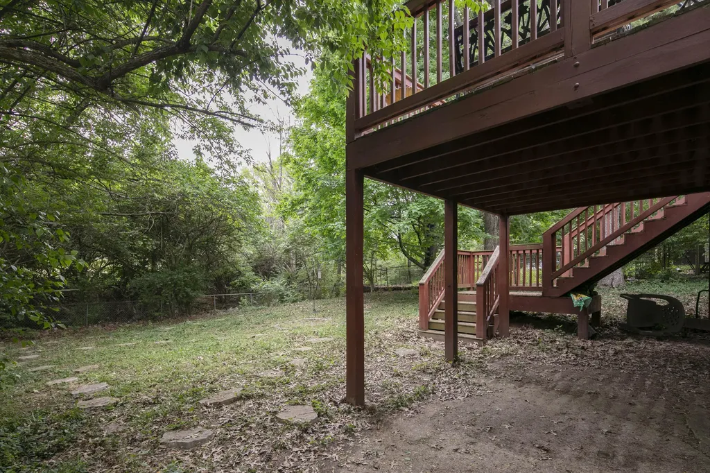 3208 Mirror Lake Drive Lexington KY 40515