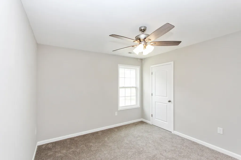 190 Charles Carr Drive Harrodsburg KY 40330