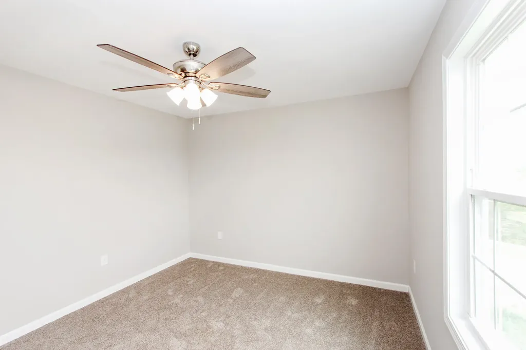 190 Charles Carr Drive Harrodsburg KY 40330