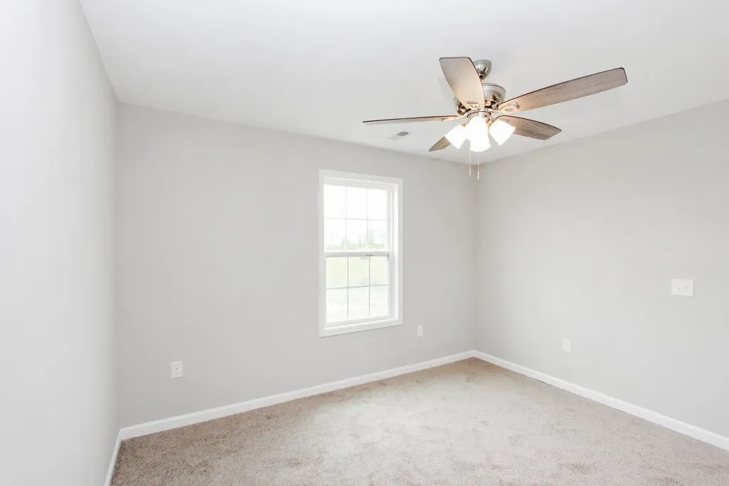 190 Charles Carr Drive Harrodsburg KY 40330