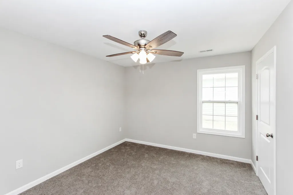 190 Charles Carr Drive Harrodsburg KY 40330