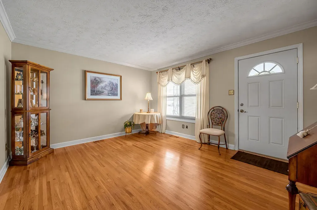 1120 Centurian Road Lexington KY 40517
