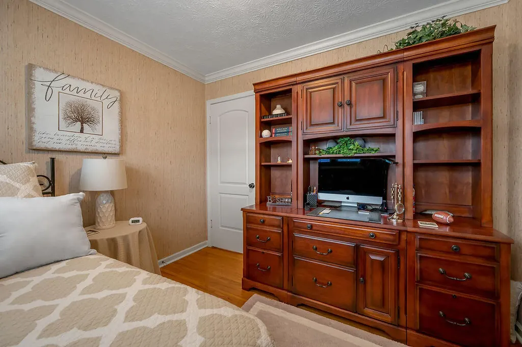 1120 Centurian Road Lexington KY 40517