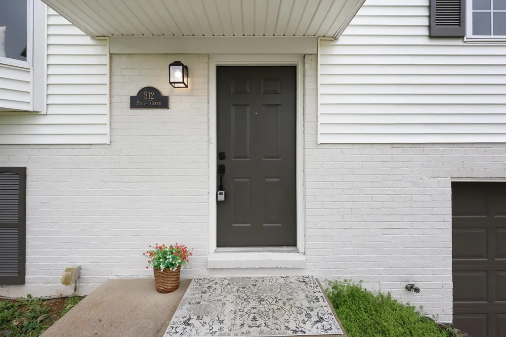 512 Stone Creek Drive Lexington KY 40503