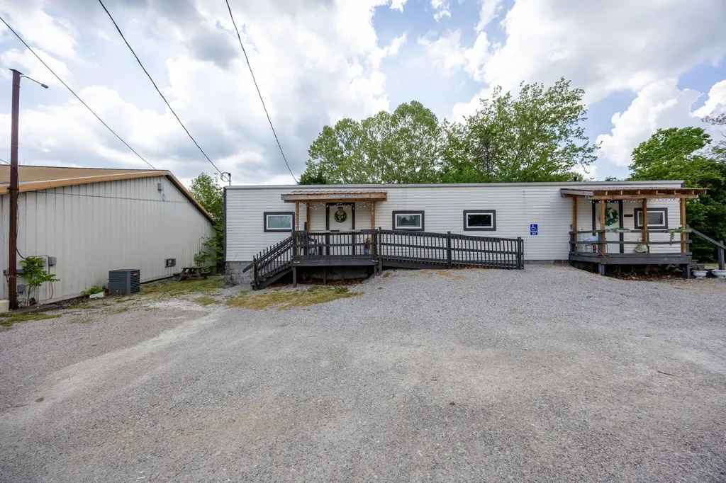 797 Slate Avenue Owingsville KY 40360