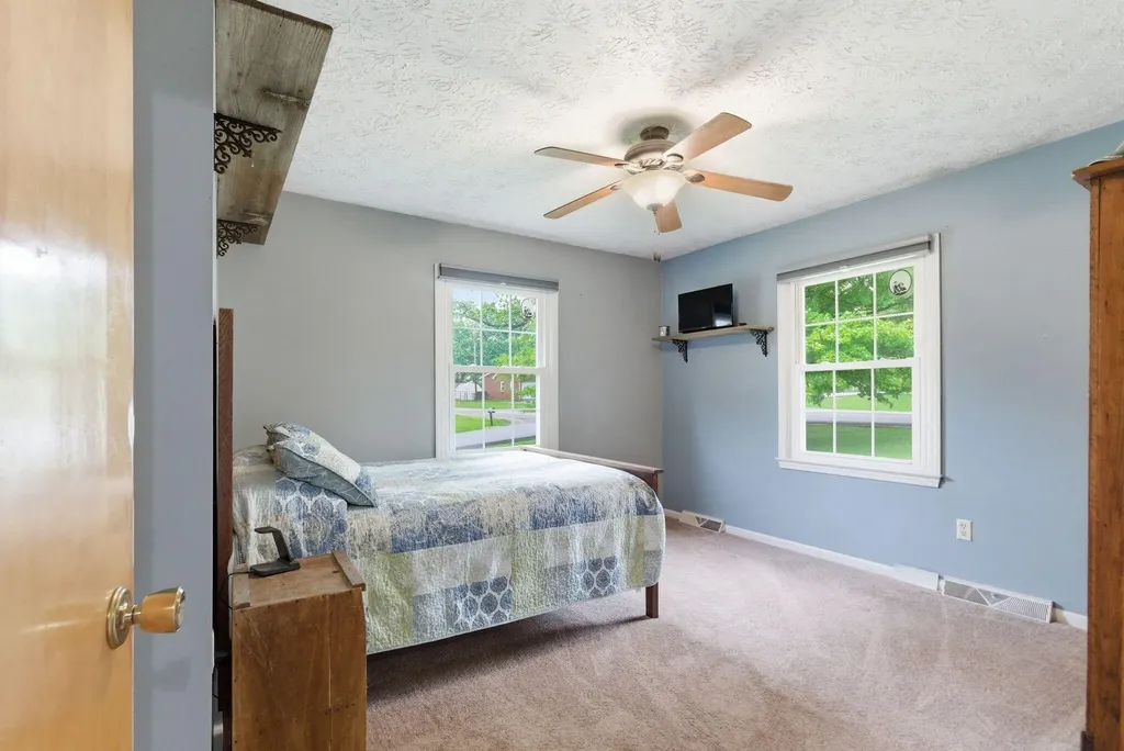 201 Castle Drive Georgetown KY 40324