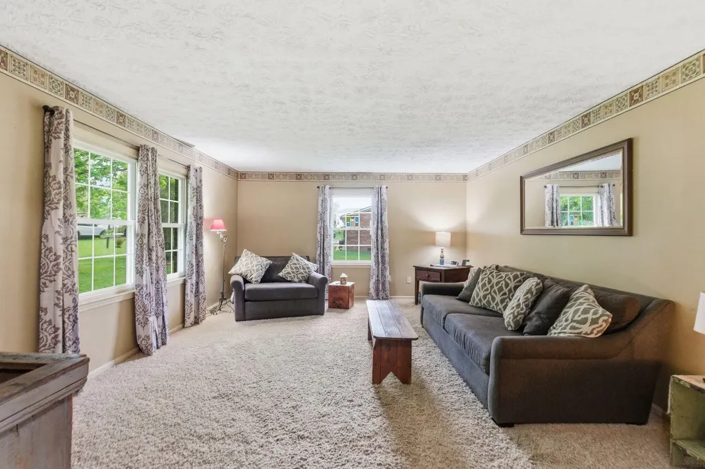 201 Castle Drive Georgetown KY 40324