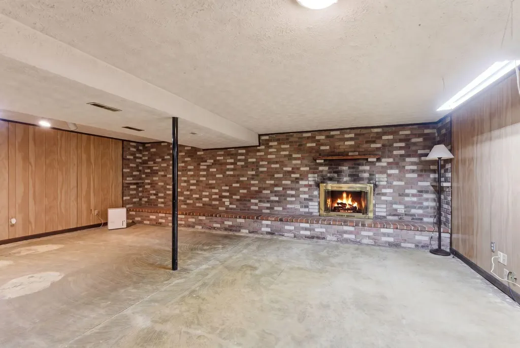 201 Castle Drive Georgetown KY 40324