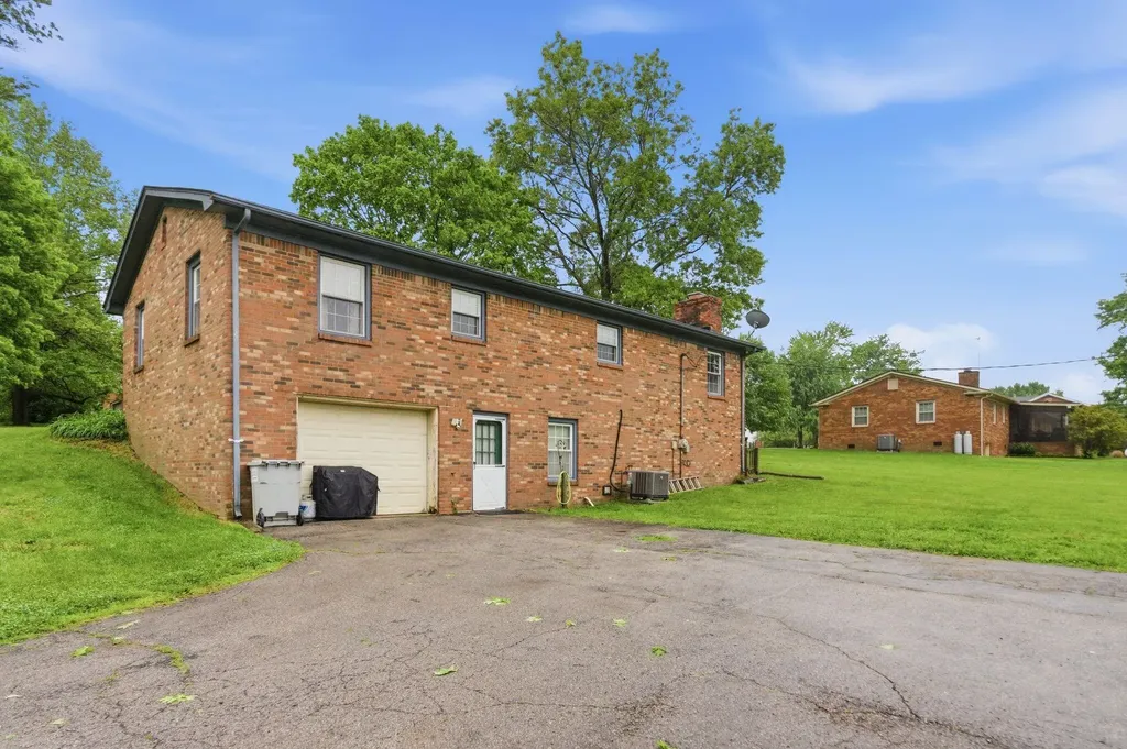 201 Castle Drive Georgetown KY 40324