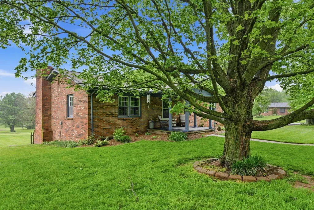 201 Castle Drive Georgetown KY 40324