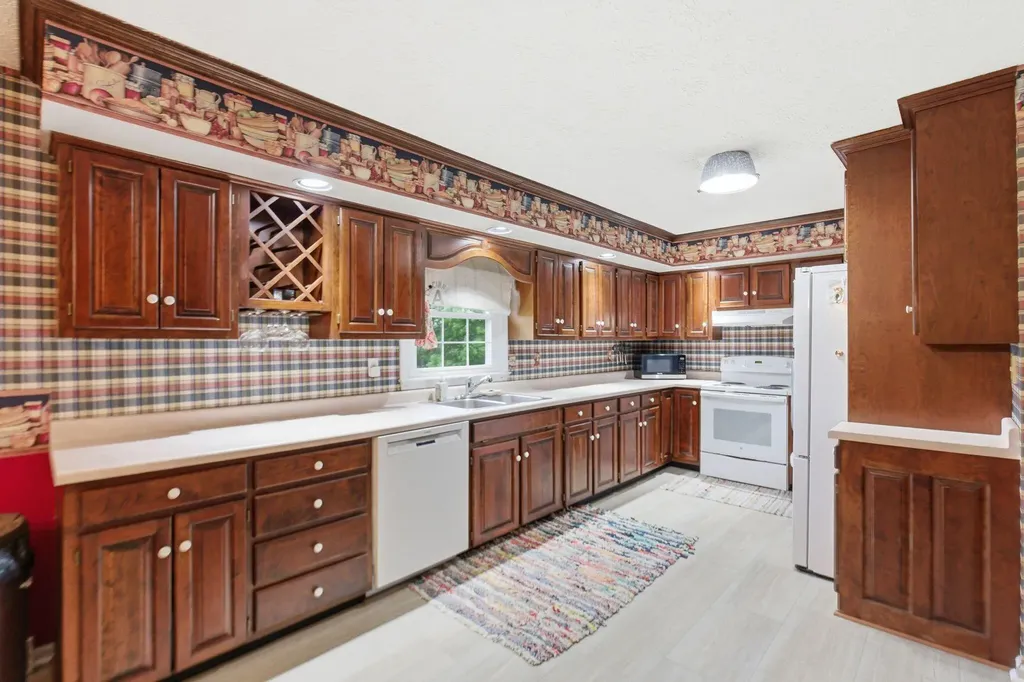 201 Castle Drive Georgetown KY 40324