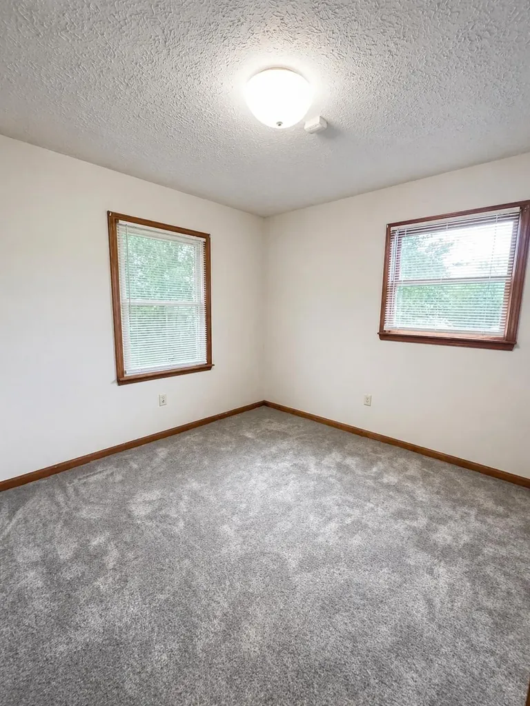 98 Eads Street Monticello KY 42633