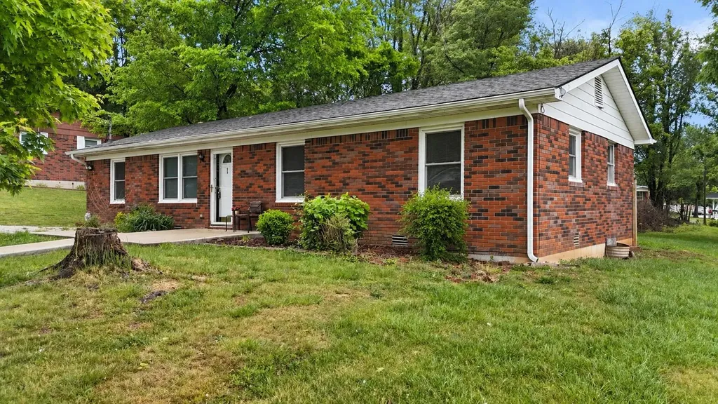 98 Eads Street Monticello KY 42633
