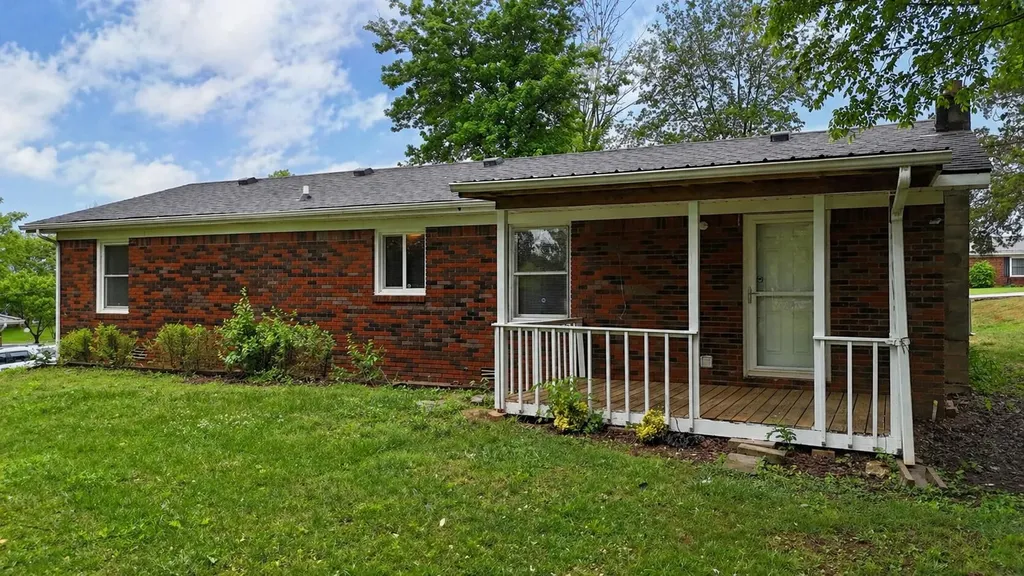 98 Eads Street Monticello KY 42633