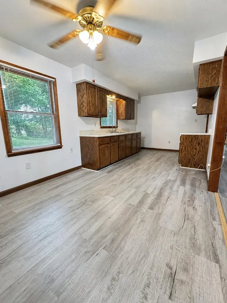 98 Eads Street Monticello KY 42633