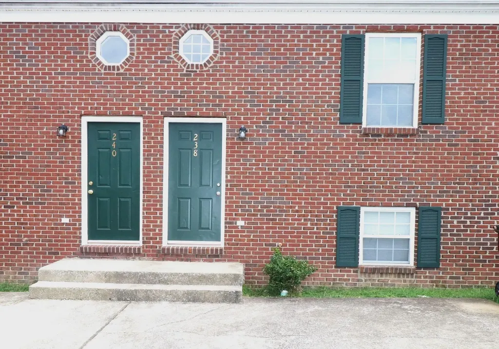 238 Lakeview Drive Nicholasville KY 40356