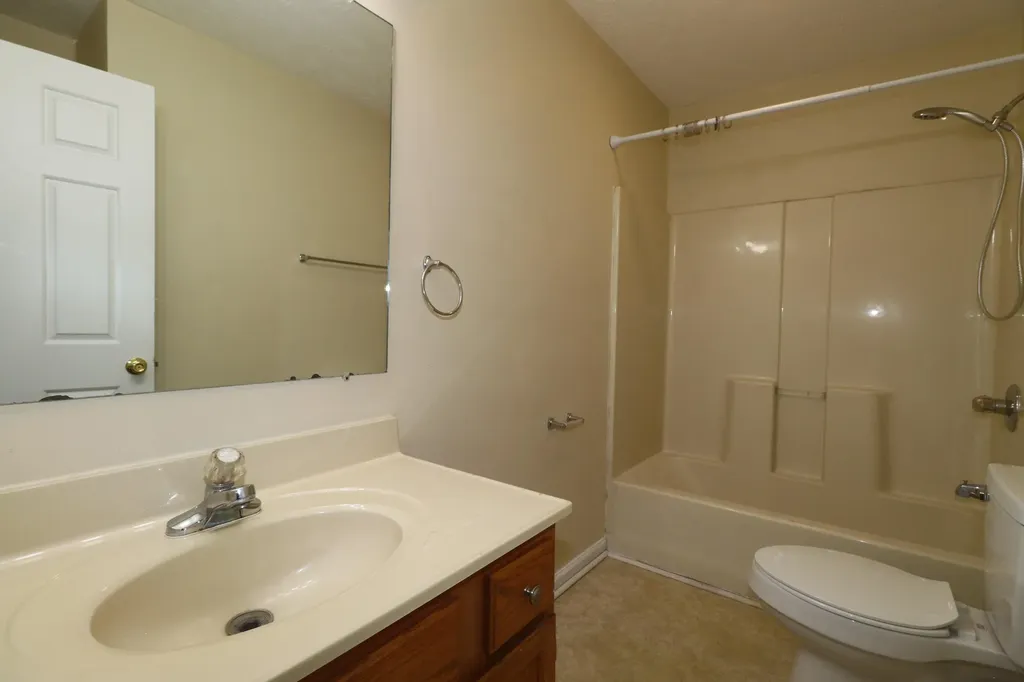 107 Floyd Court Nicholasville KY 40356