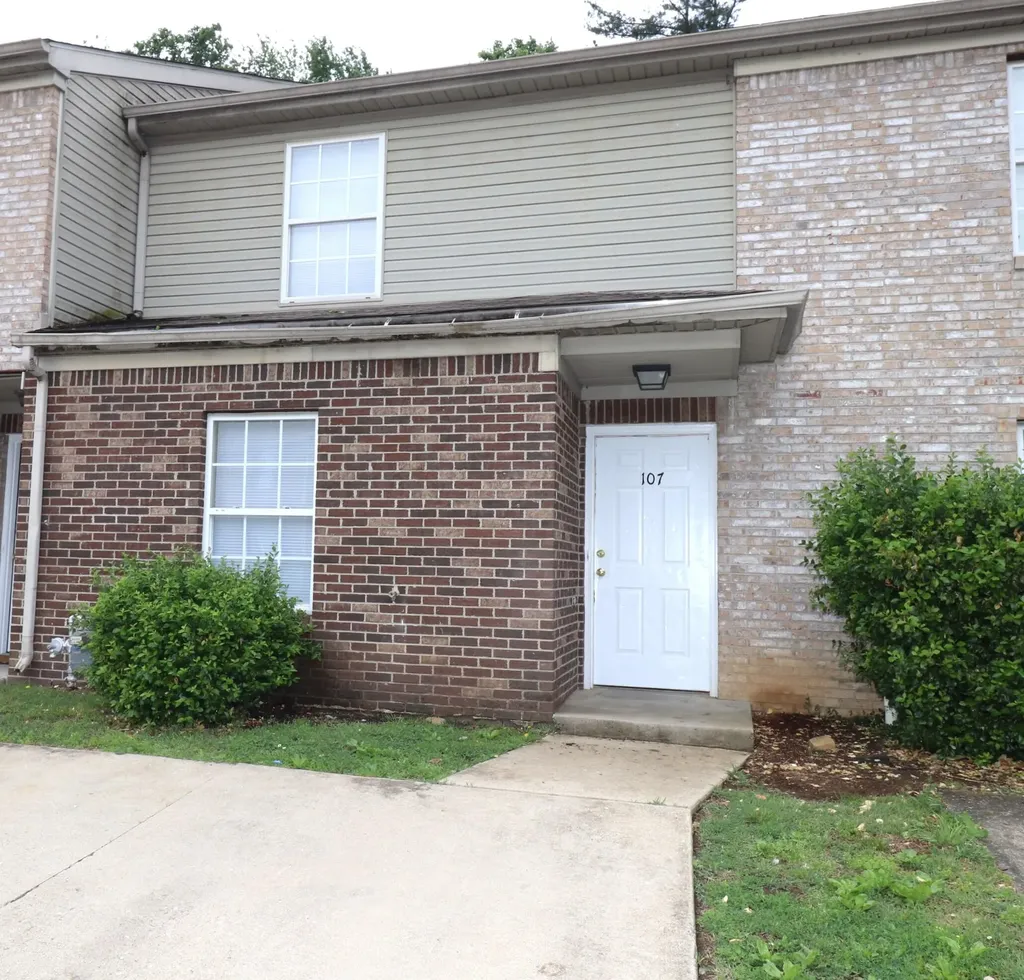 107 Floyd Court Nicholasville KY 40356