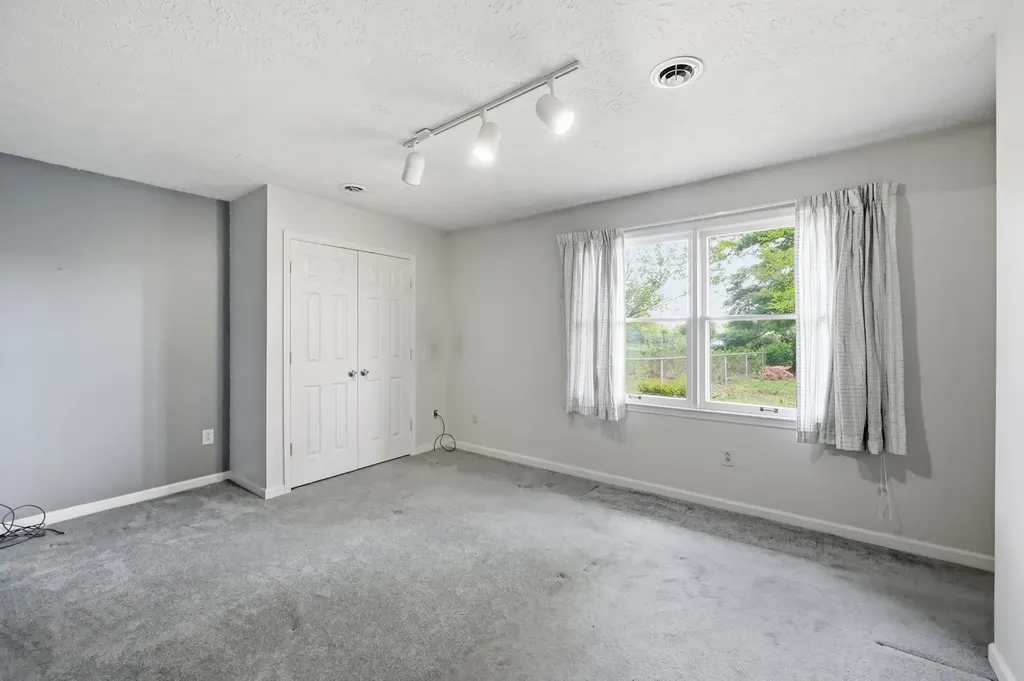 3292 Buckhorn Drive Lexington KY 40515