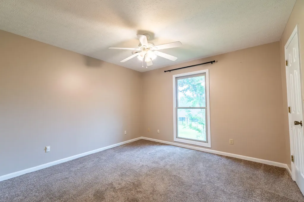 145 Kent Haven Drive Somerset KY 42503