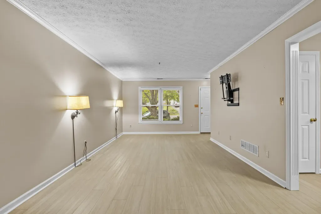 1232 Speculator Court Lexington KY 40514