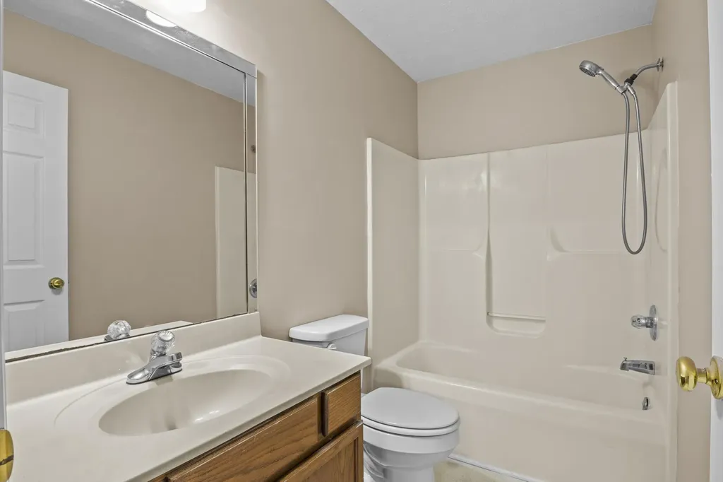 1232 Speculator Court Lexington KY 40514