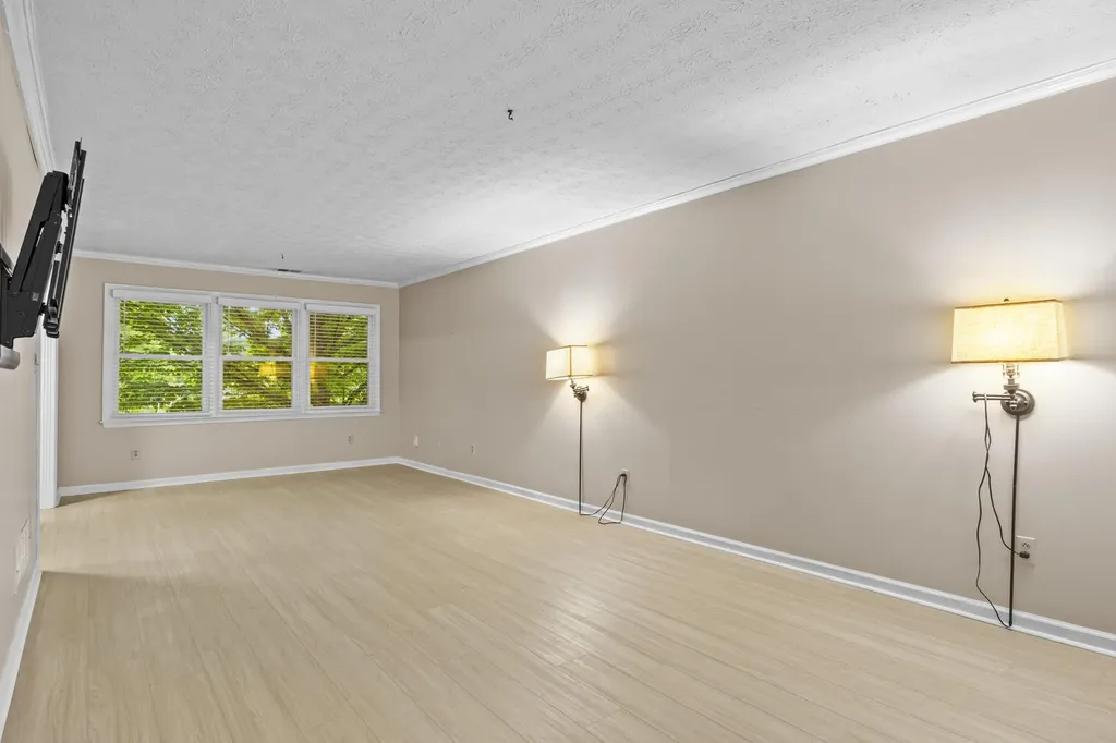 1232 Speculator Court Lexington KY 40514