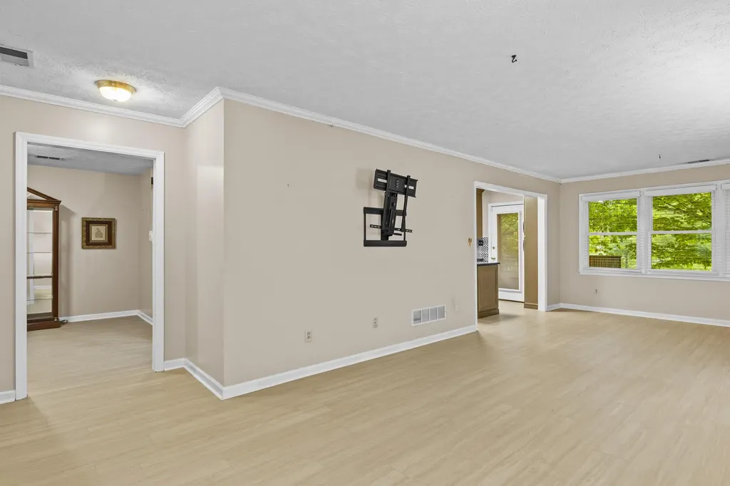 1232 Speculator Court Lexington KY 40514
