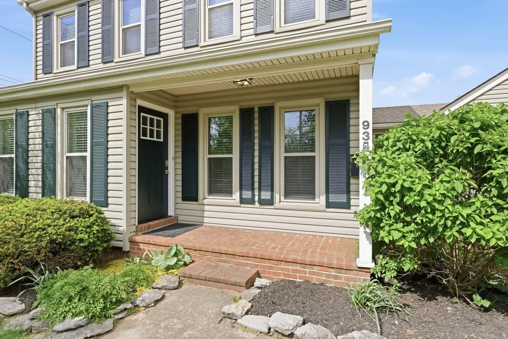 93 Shady Lane Lexington KY 40503