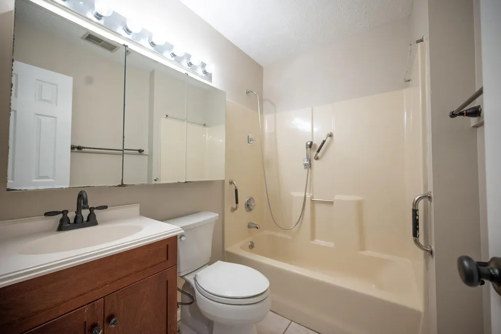 3042 Bonanza Drive Lexington KY 40509