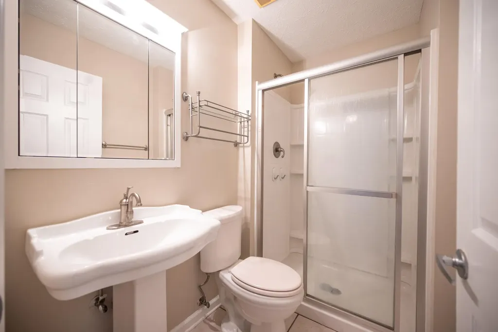 3042 Bonanza Drive Lexington KY 40509