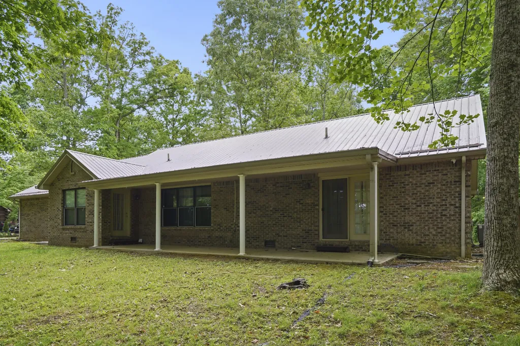 30 Wondering Point Somerset KY 42503