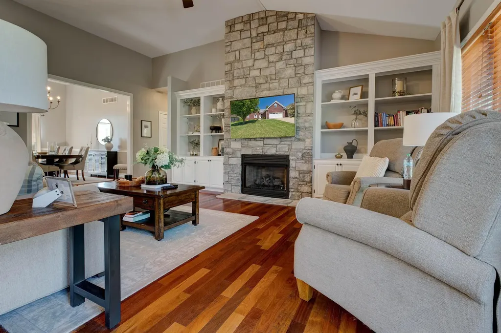 124 St Andrews Way Georgetown KY 40324