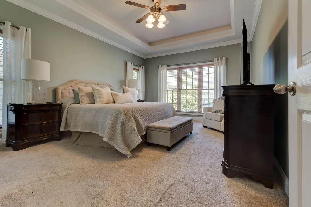124 St Andrews Way Georgetown KY 40324