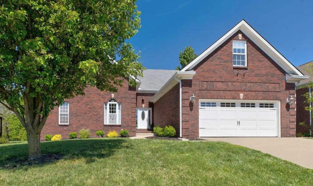 124 St Andrews Way Georgetown KY 40324