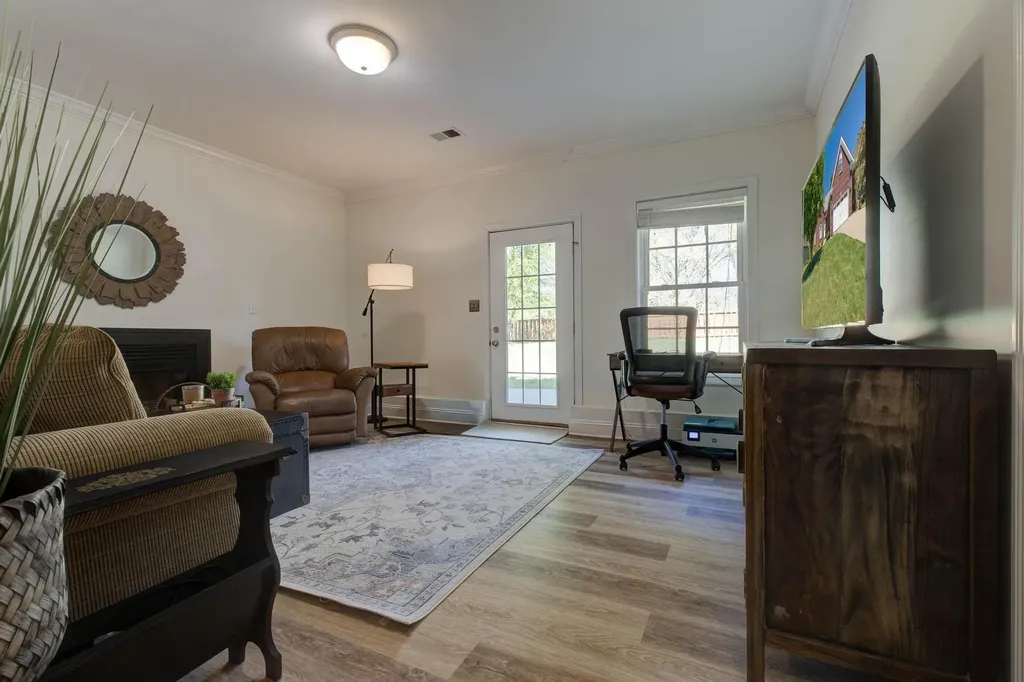 124 St Andrews Way Georgetown KY 40324