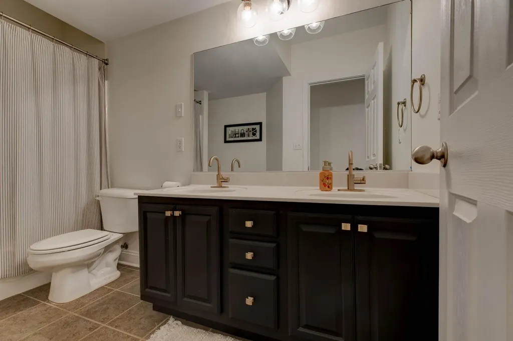 124 St Andrews Way Georgetown KY 40324