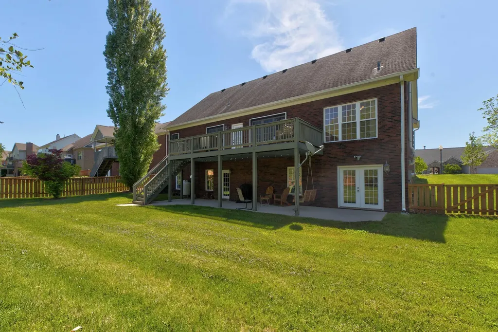 124 St Andrews Way Georgetown KY 40324