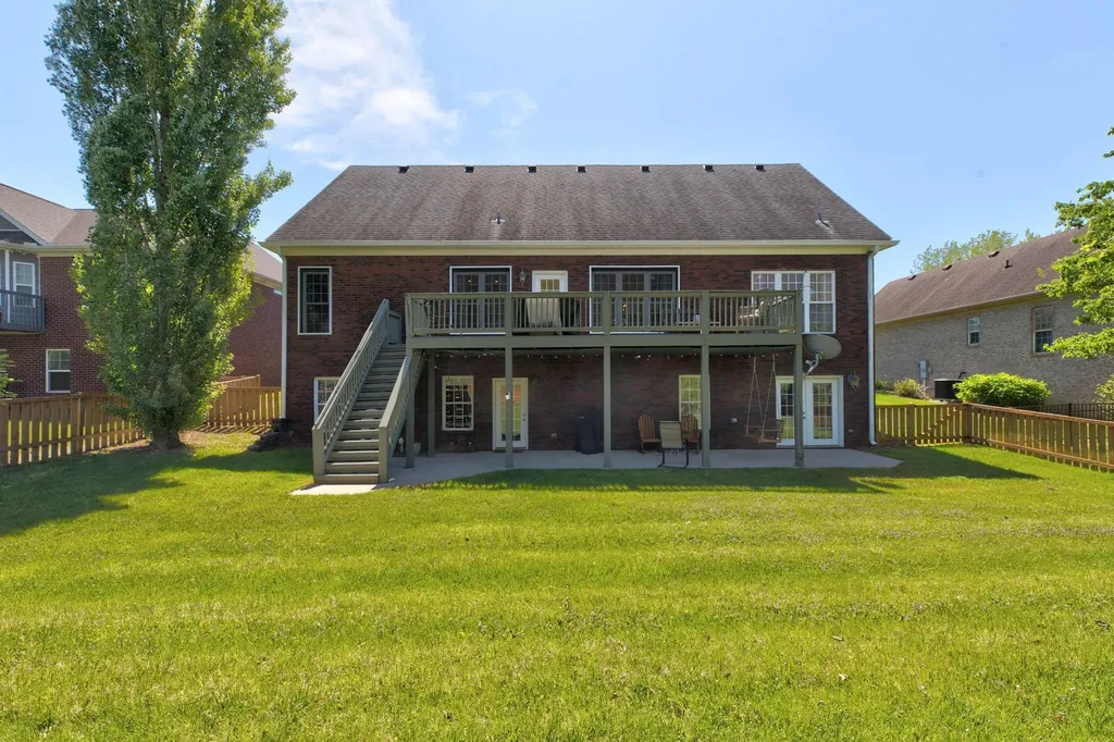 124 St Andrews Way Georgetown KY 40324
