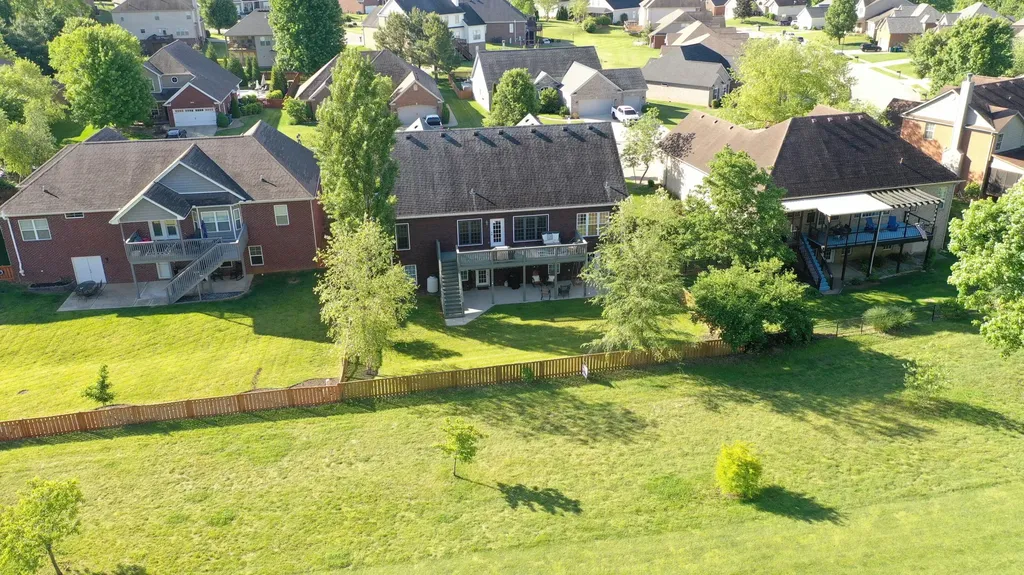 124 St Andrews Way Georgetown KY 40324