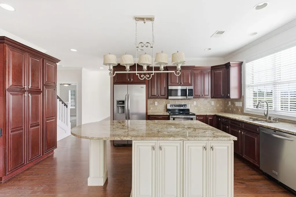 3301 Beacon Street Lexington KY 40513