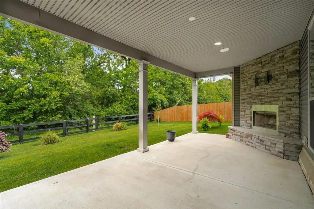 1924 Cattle Path Lexington KY 40509