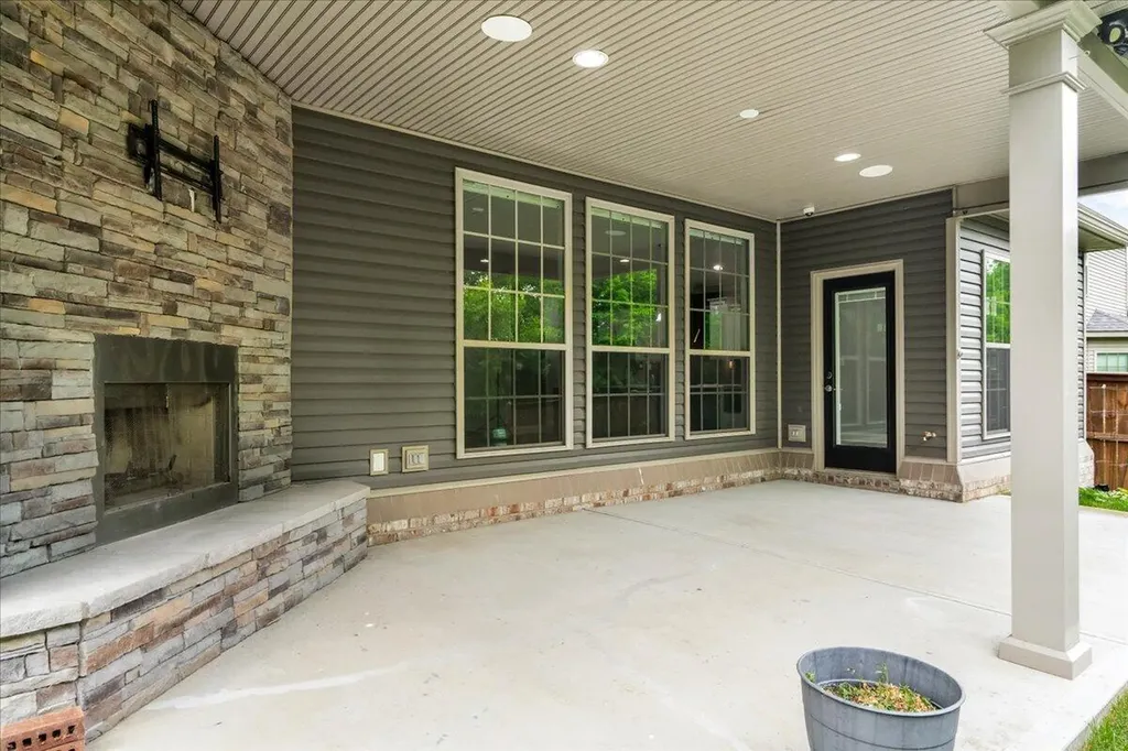 1924 Cattle Path Lexington KY 40509
