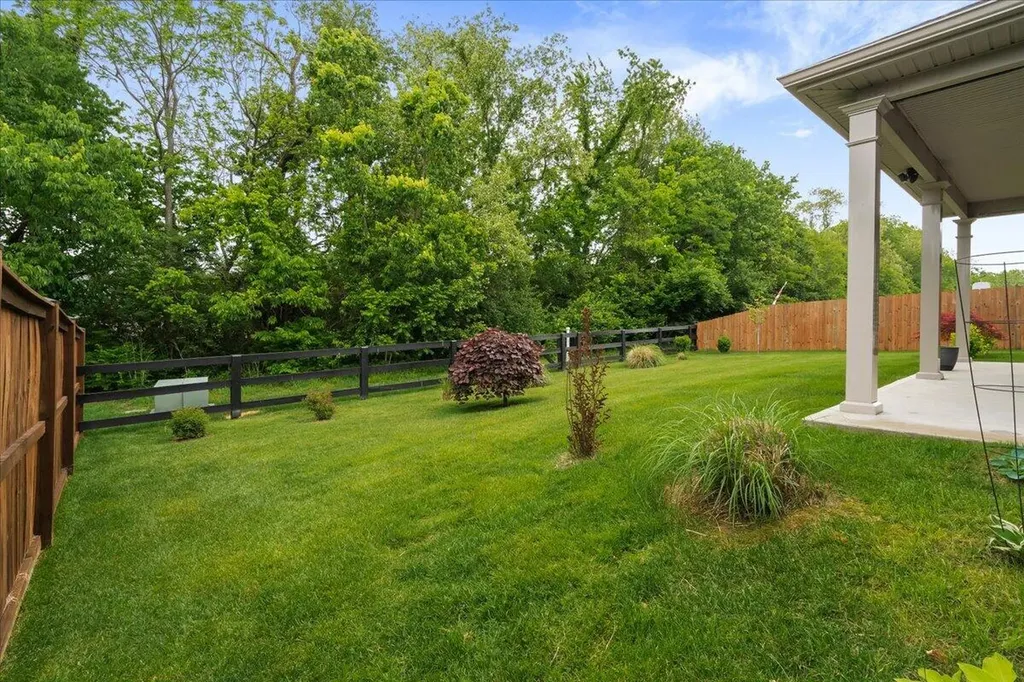 1924 Cattle Path Lexington KY 40509