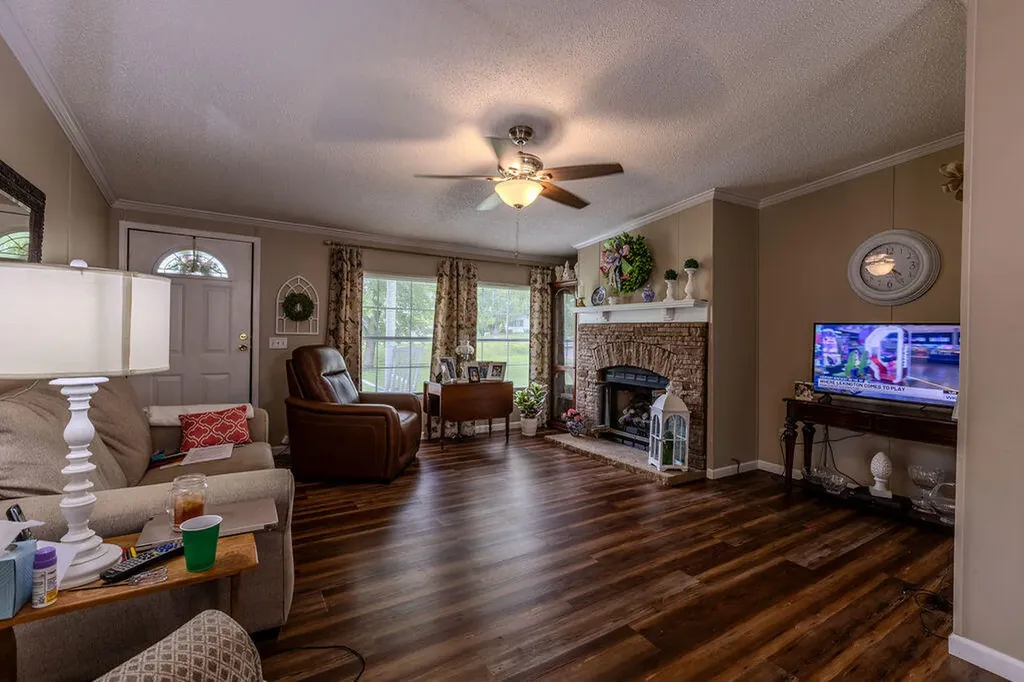 5141 Oakley - Pebble Road Owingsville KY 40360