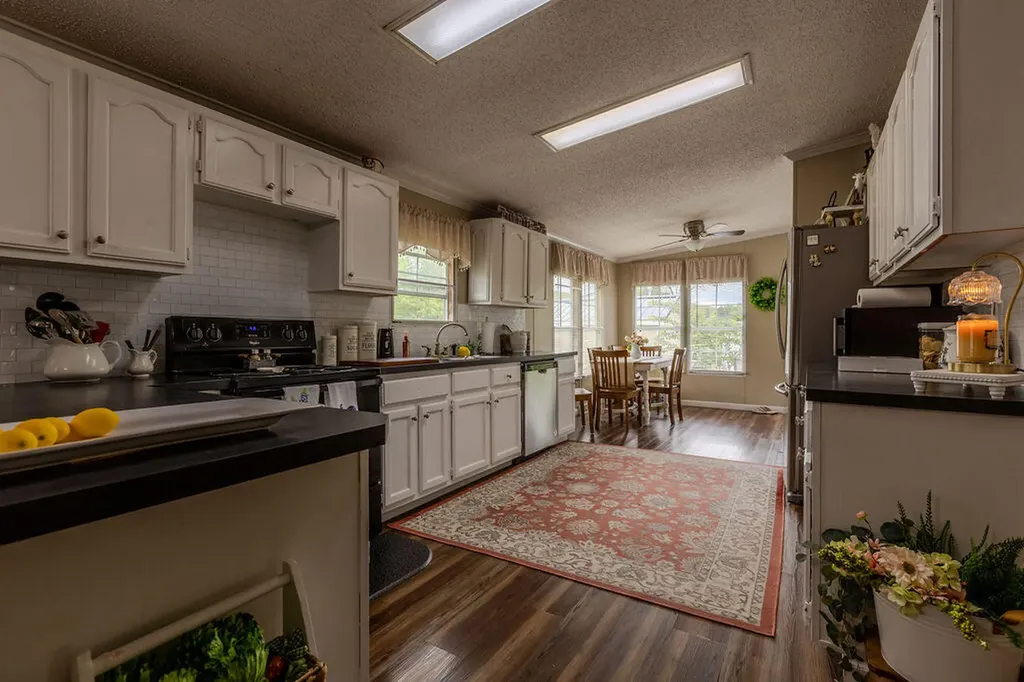 5141 Oakley - Pebble Road Owingsville KY 40360