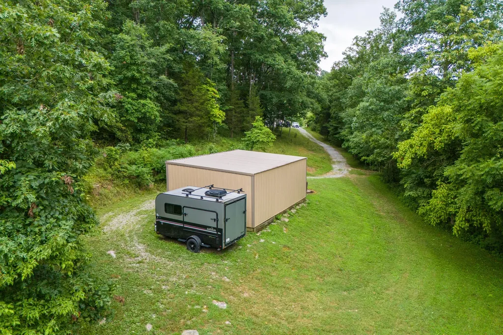 352 Suterville Road Stamping Ground KY 40379