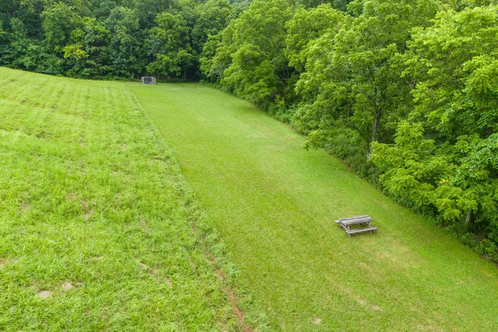 352 Suterville Road Stamping Ground KY 40379